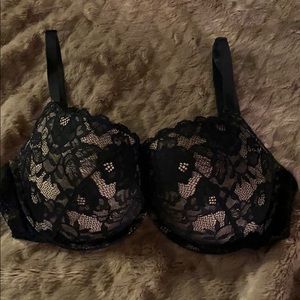 Victoria’s Secret 38D Black push-up bra